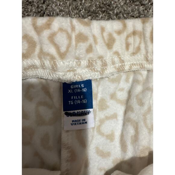 NWOT Old Navy Fleece Cheetah Print Pajama Pants Girls Size L (14-16) - Picture 2 of 2